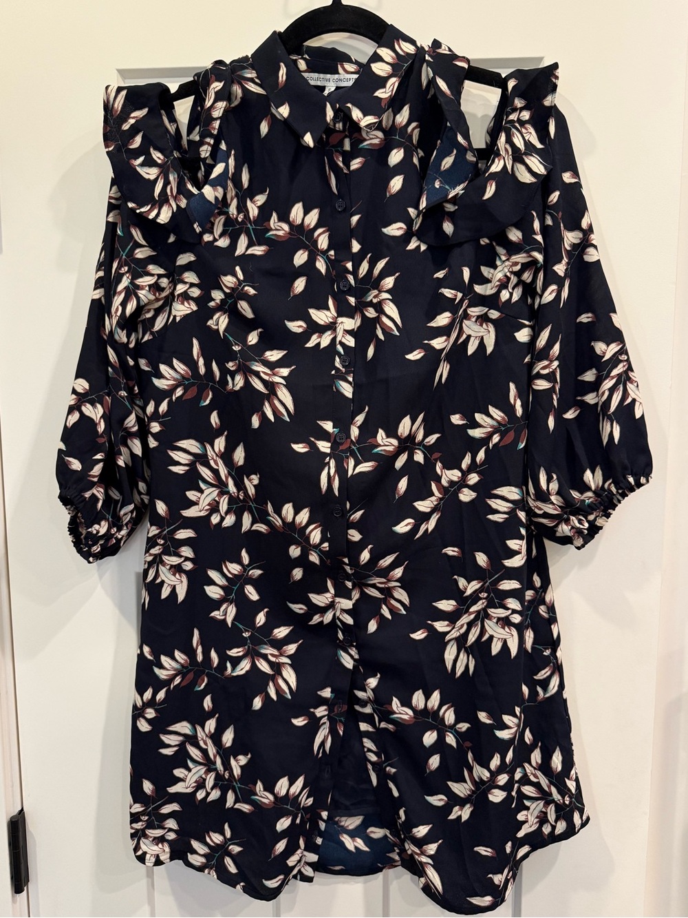Collective Concepts Navy Floral Cold Shoulder Button Front Dress S